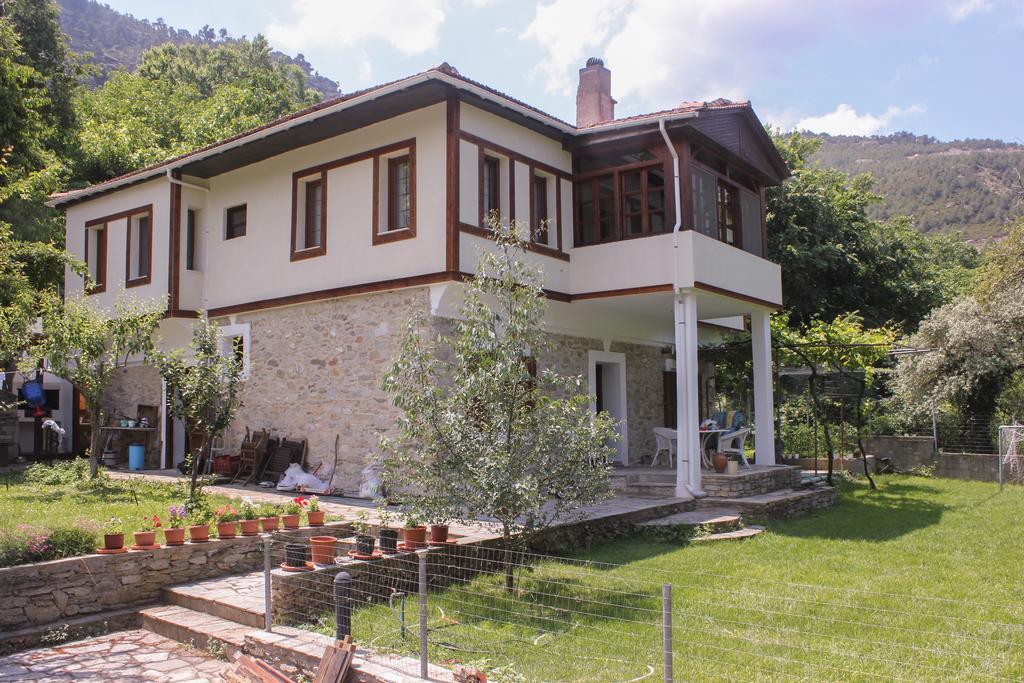 Doctors' House Mikros Prinos Villa Habitación foto